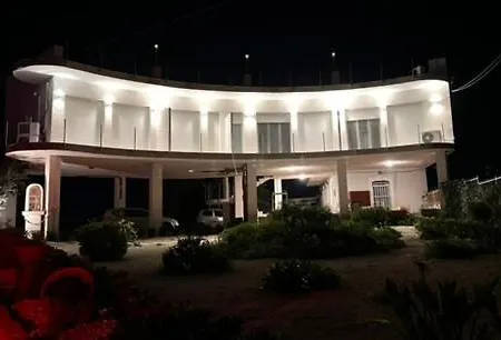 Marzamemi Rooms マルツァメミ