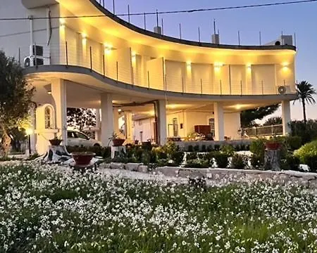 Marzamemi Rooms ゲストハウス