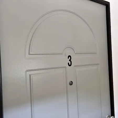 Marzamemi Rooms ゲストハウス 3*