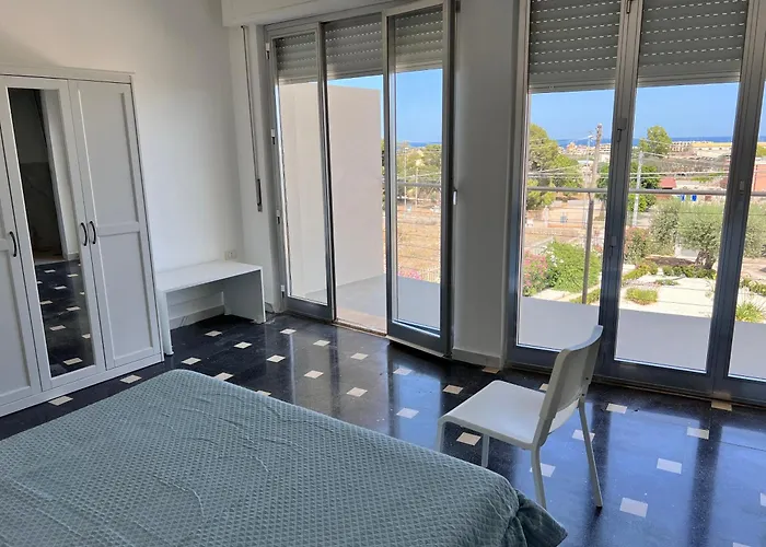 Marzamemi Rooms Марцамеми
