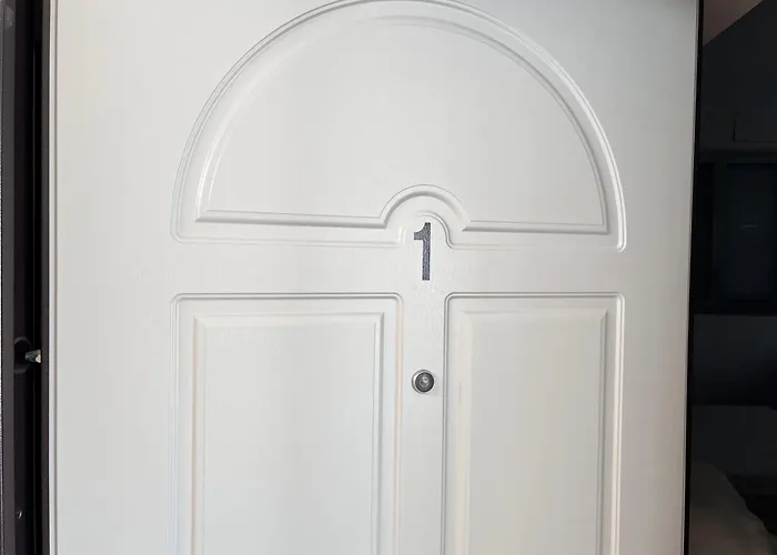 Marzamemi Rooms Марцамеми